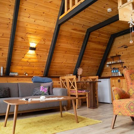 Teona Kartepe Bungalov Екстериор снимка
