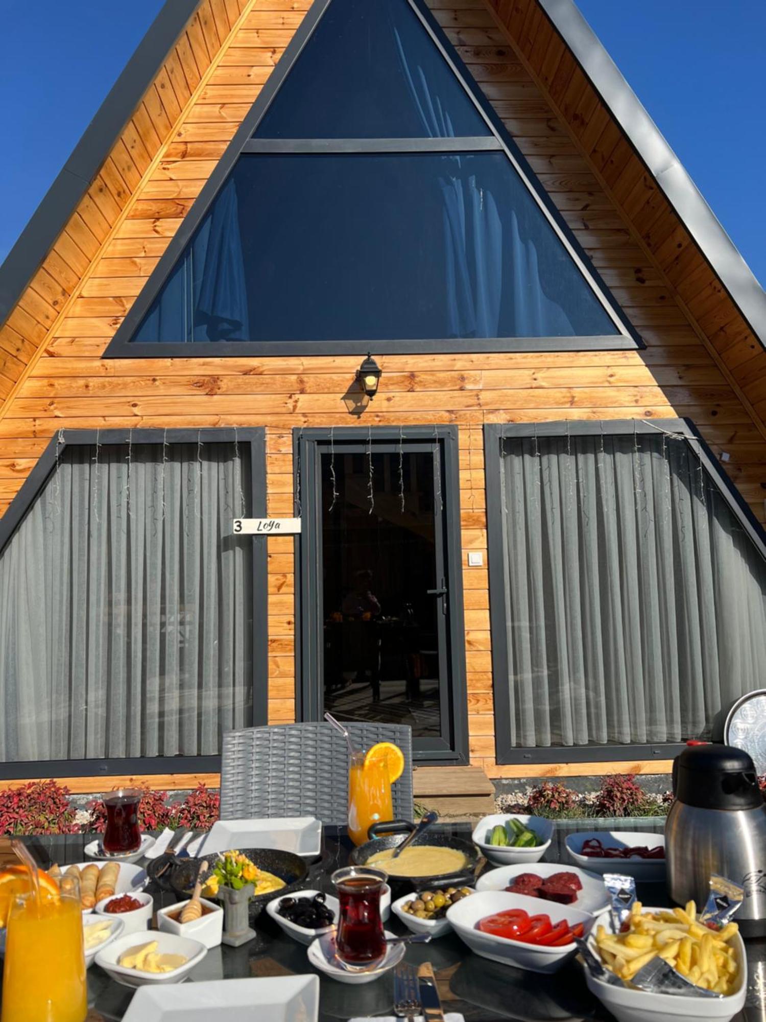 Teona Kartepe Bungalov Екстериор снимка