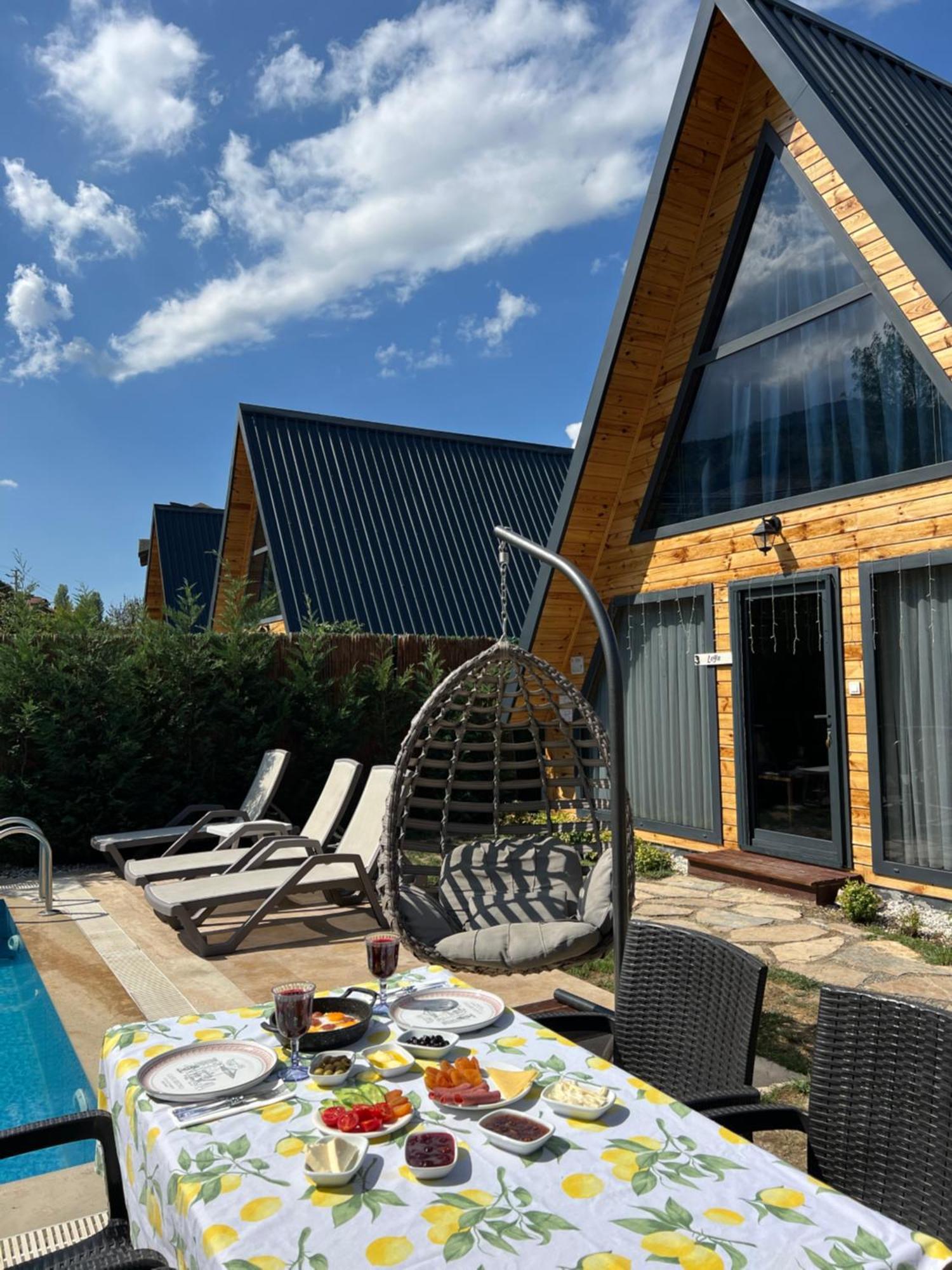 Teona Kartepe Bungalov Екстериор снимка